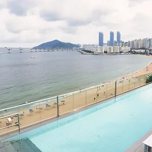 아쿠아펠리스 **** 부산광역시