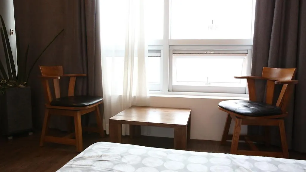 Jstay Guesthouse Gwangalli Beach Busan 2*,  South Korea