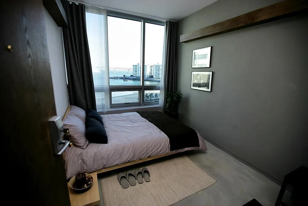 Jstay Guesthouse Gwangalli Beach Busan 2*,